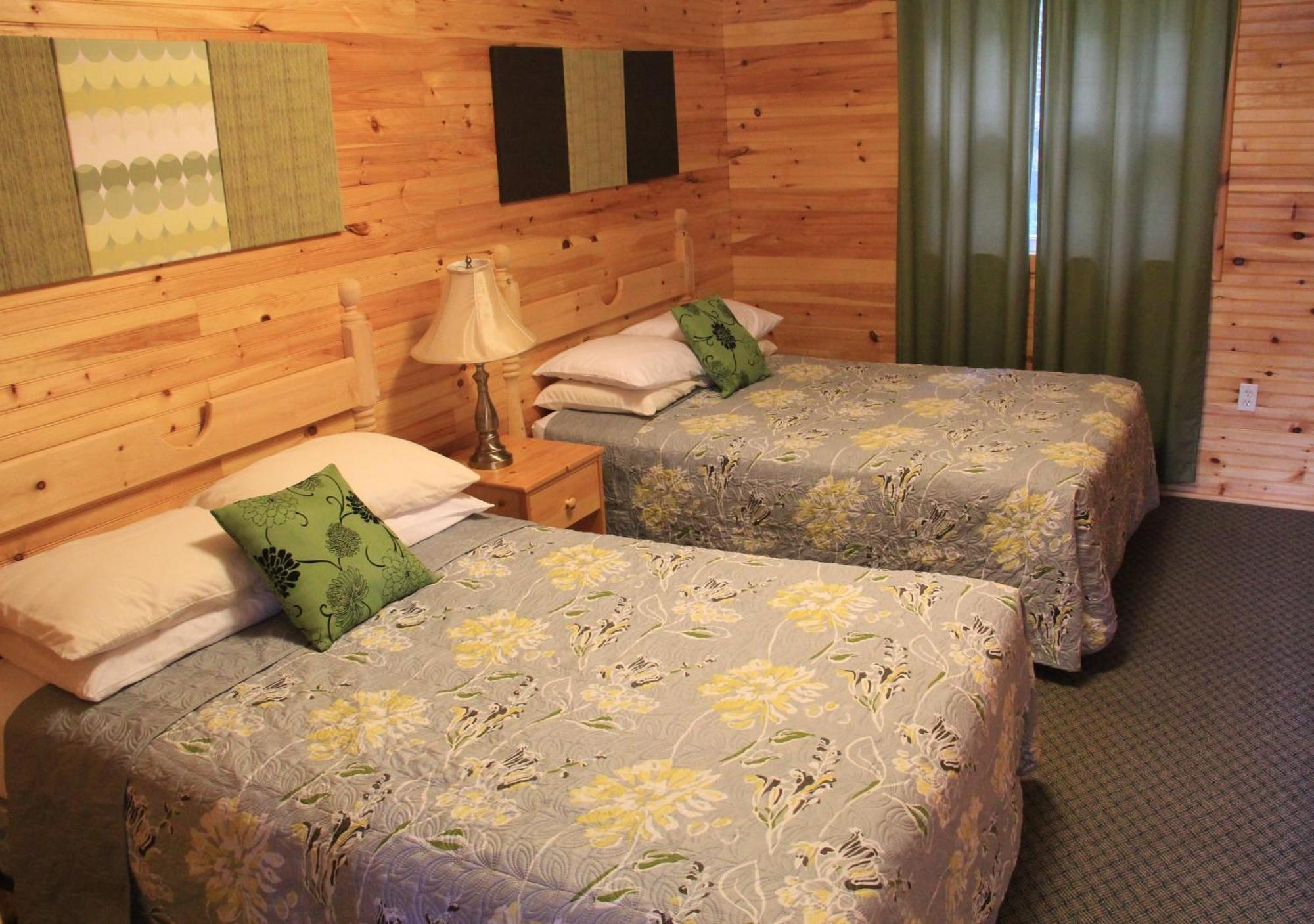 Hidden Acres Cottages Кавендиш Номер фото